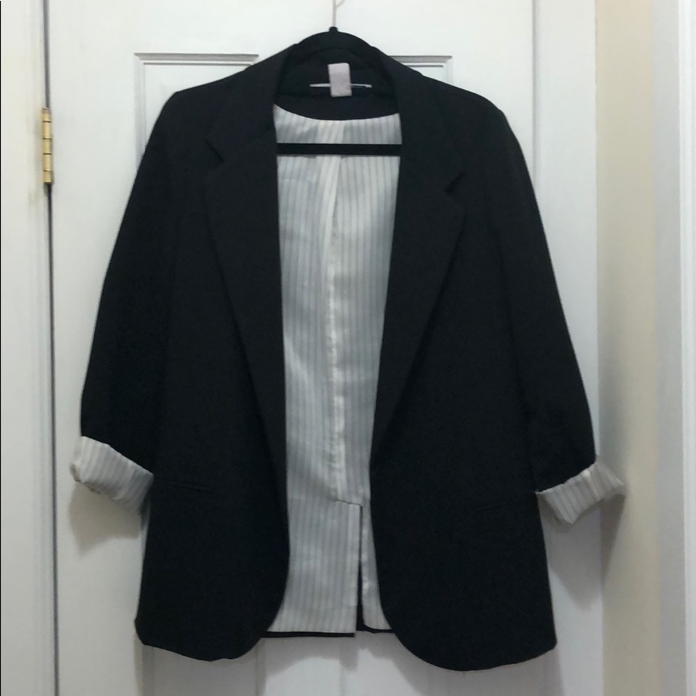 Necessary objects blazer